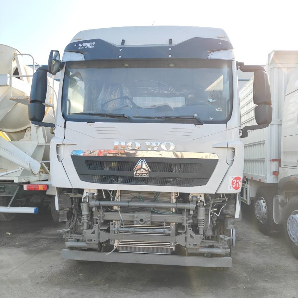 Howo 371 8x4 - Самосвал: фото 4 Howo 371 8x4 - Самосвал: фото 4