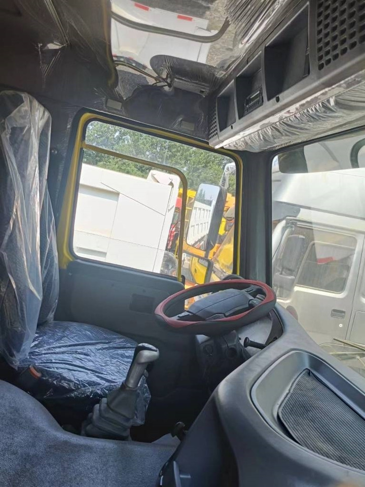 Самосвал Howo 375 6x4: фото 11