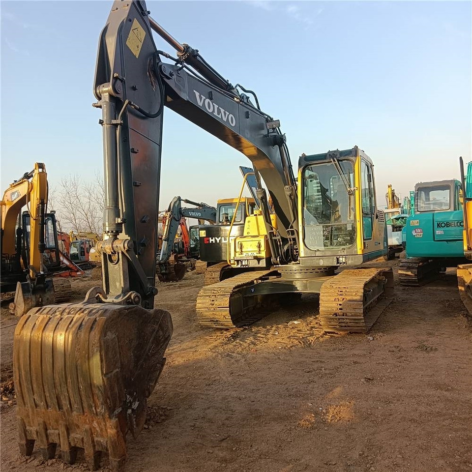 Volvo EC140B - Гусеничный экскаватор: фото 3 Volvo EC140B - Гусеничный экскаватор: фото 3