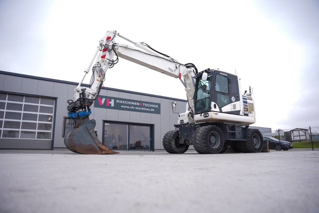 Komatsu PW 148-11 - Колёсный экскаватор: фото 2 Komatsu PW 148-11 - Колёсный экскаватор: фото 2