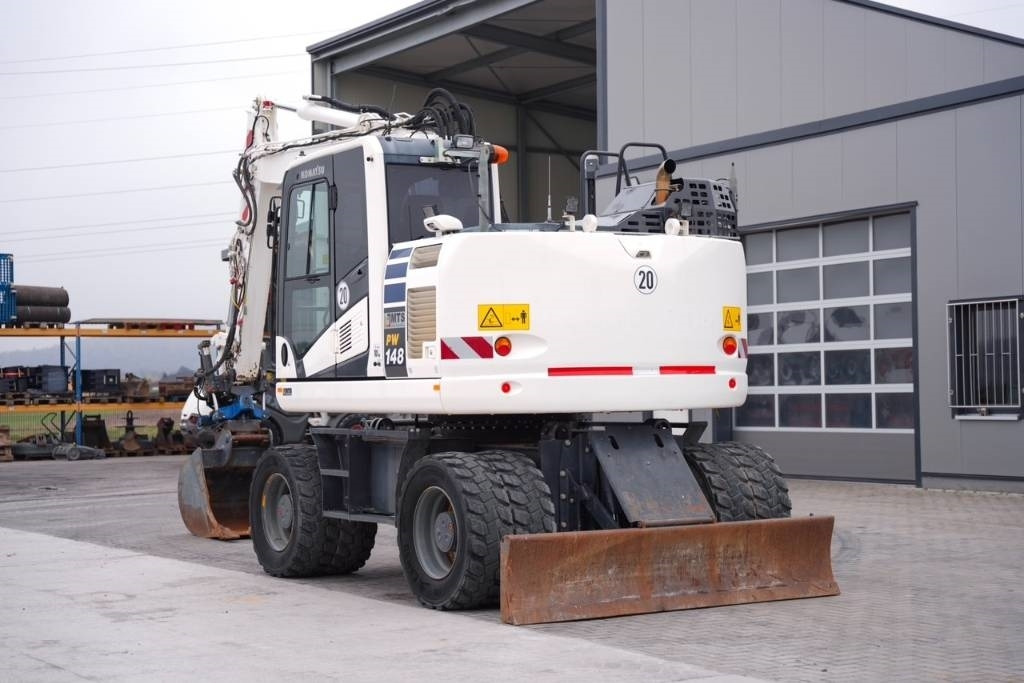 Komatsu PW 148-11 - Колёсный экскаватор: фото 3 Komatsu PW 148-11 - Колёсный экскаватор: фото 3