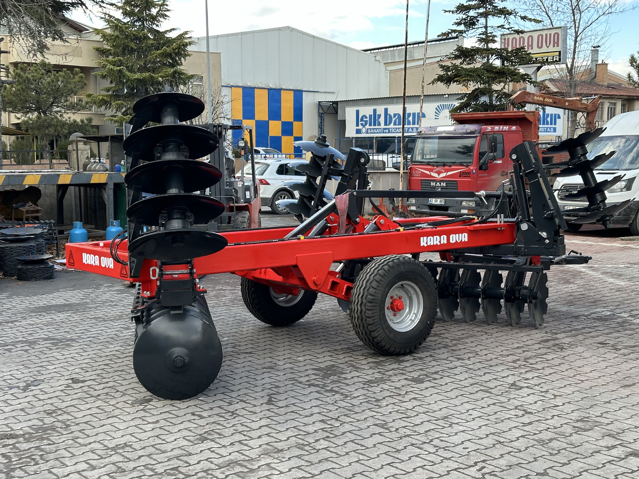 SOIL MASTER FOLDABLE TYPE GOBLE DISC HARROW - Дисковая борона: фото 3 SOIL MASTER FOLDABLE TYPE GOBLE DISC HARROW - Дисковая борона: фото 3
