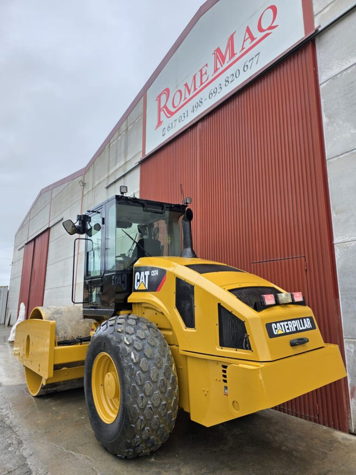 CAT CS74 - Каток: фото 3 CAT CS74 - Каток: фото 3