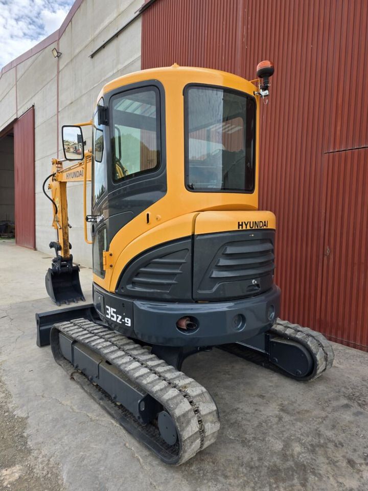 HYUNDAI ROBEX 35Z-9 - Мини-экскаватор: фото 3 HYUNDAI ROBEX 35Z-9 - Мини-экскаватор: фото 3
