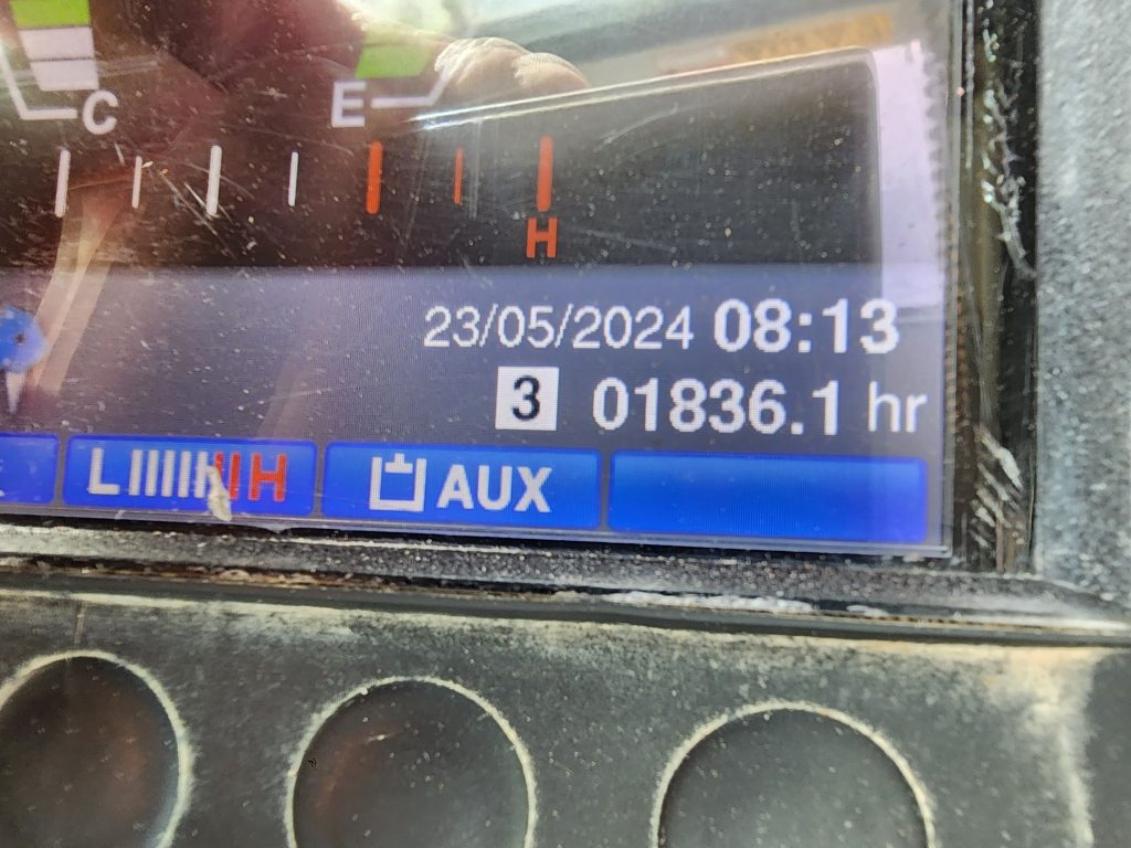 Мини-экскаватор TAKEUCHI TB260: фото 8