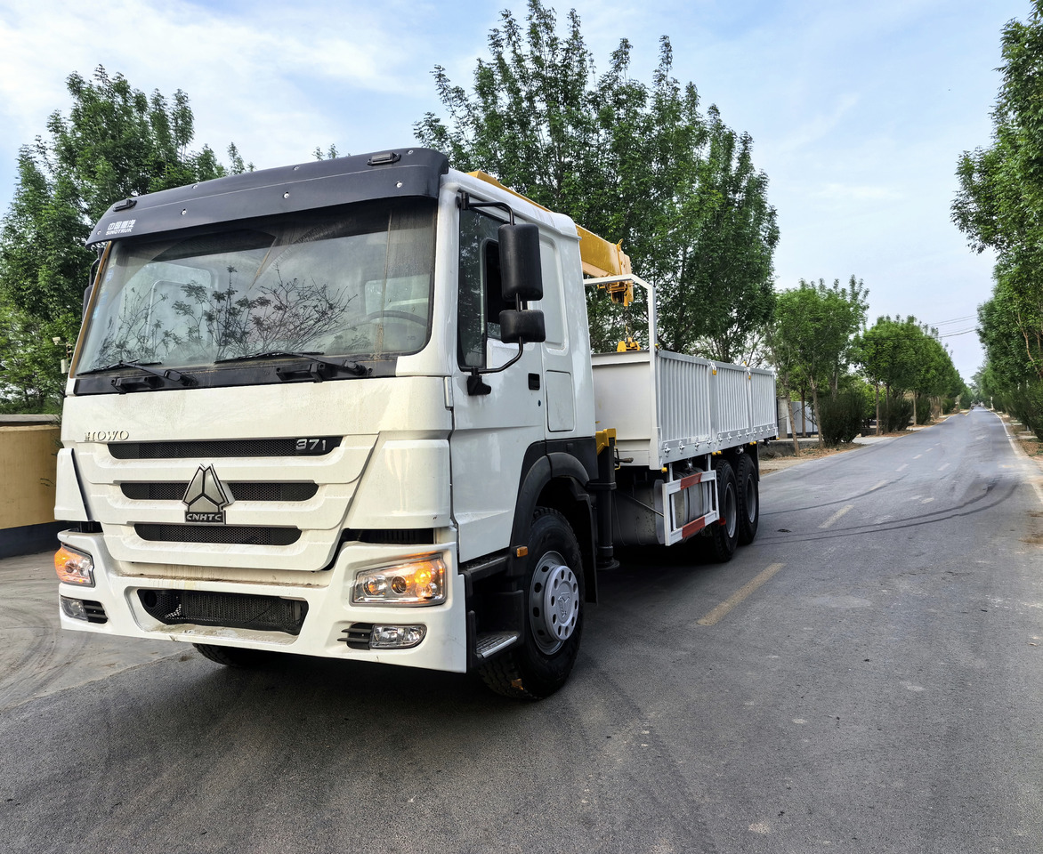 HOWO 371HP CRANE TRUCK - Автоманипулятор: фото 3 HOWO 371HP CRANE TRUCK - Автоманипулятор: фото 3