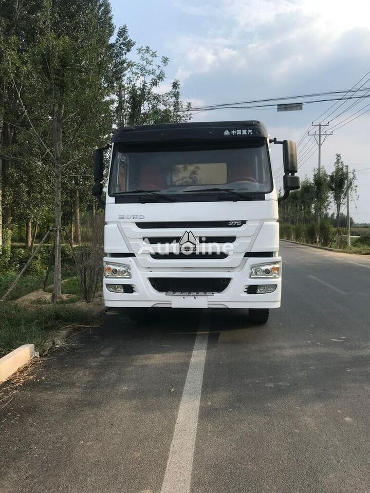 Sinotruk HOWO TRACTOR - Тягач: фото 1 Sinotruk HOWO TRACTOR - Тягач: фото 1