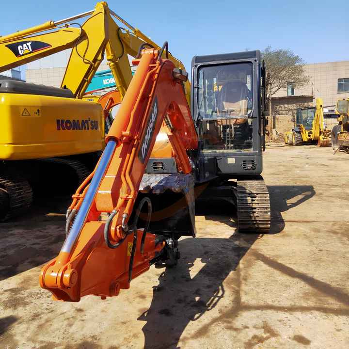 Awesome Performance Korea Imported Small Scale Used Doosan Dh60 Dh55 Dh150 Dx60 Dx225 Excavator in China - Гусеничный экскаватор: фото 1 Awesome Performance Korea Imported Small Scale Used Doosan Dh60 Dh55 Dh150 Dx60 Dx225 Excavator in China - Гусеничный экскаватор: фото 1