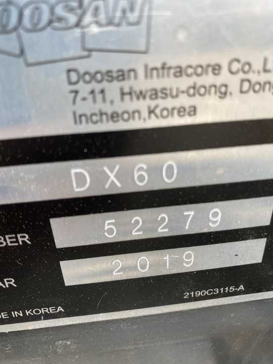 Awesome Performance Korea Imported Small Scale Used Doosan Excavator Dx60 Dx225 Dh60 Dh55 - Гусеничный экскаватор: фото 3 Awesome Performance Korea Imported Small Scale Used Doosan Excavator Dx60 Dx225 Dh60 Dh55 - Гусеничный экскаватор: фото 3