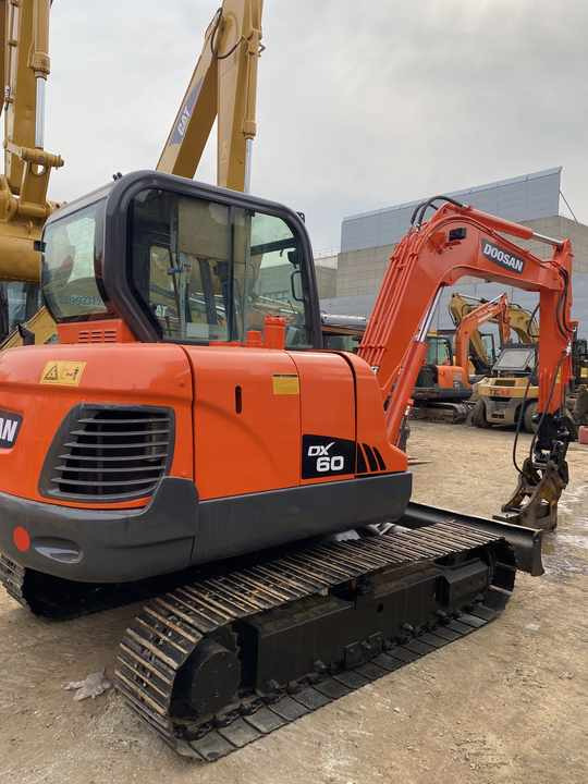 Awesome Performance Korea Imported Small Scale Used Doosan Excavator Dx60 Dx225 Dh60 Dh55 - Гусеничный экскаватор: фото 2 Awesome Performance Korea Imported Small Scale Used Doosan Excavator Dx60 Dx225 Dh60 Dh55 - Гусеничный экскаватор: фото 2