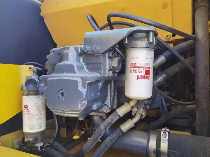 Construction PC200-8 Crawler Komatsu PC220-8 excavator used excavator - Гусеничный экскаватор: фото 4 Construction PC200-8 Crawler Komatsu PC220-8 excavator used excavator - Гусеничный экскаватор: фото 4