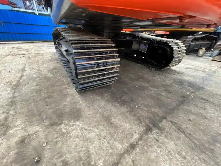 Excavadoras de segunda mano Hitachi Used excavator Hitachi ZX120 Japanese Hitachi second hand - Экскаватор: фото 5 Excavadoras de segunda mano Hitachi Used excavator Hitachi ZX120 Japanese Hitachi second hand - Экскаватор: фото 5