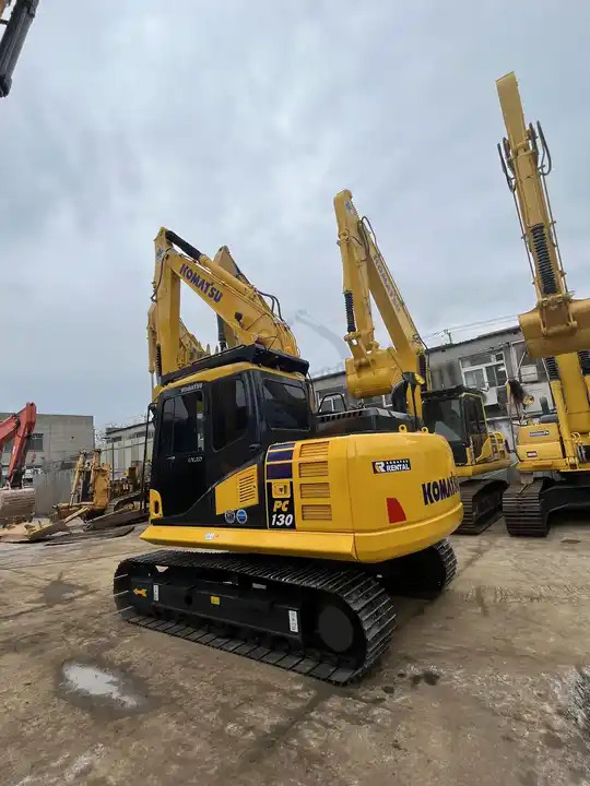 GOOD CONDITION 90% New japan original low hourS used Komatsu PC130-7 excavator for hot sale WITH free shipping - Гусеничный экскаватор: фото 4 GOOD CONDITION 90% New japan original low hourS used Komatsu PC130-7 excavator for hot sale WITH free shipping - Гусеничный экскаватор: фото 4