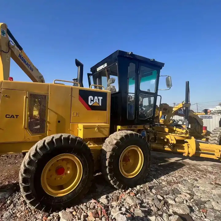 High quality CAT 140k Used motor grader original cat motor grader 140k in cheap price on sale - Грейдер: фото 1 High quality CAT 140k Used motor grader original cat motor grader 140k in cheap price on sale - Грейдер: фото 1