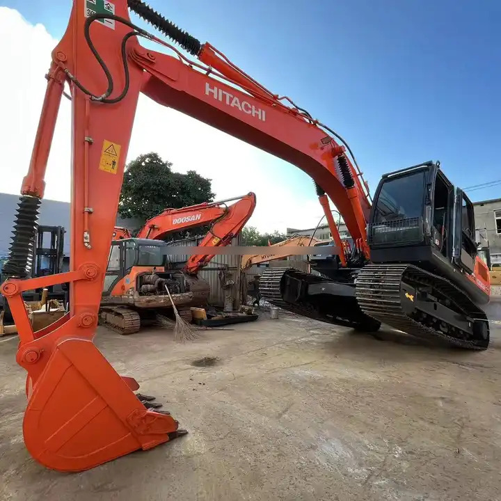 New Arrival second hand ZX200-3G Hitachi 20 Ton Crawler Excavator Used japan Hitachi zx200 excavator For Sale - Гусеничный экскаватор: фото 2 New Arrival second hand ZX200-3G Hitachi 20 Ton Crawler Excavator Used japan Hitachi zx200 excavator For Sale - Гусеничный экскаватор: фото 2
