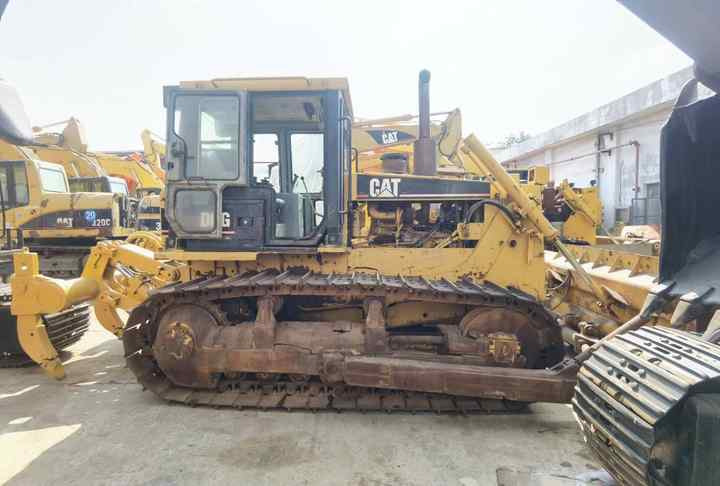 Original Japan Imported Caterpillar D6G Bulldozer Japan Original Cat D6G D7G D7R D9n D8r Used Bulldozers - Бульдозер: фото 2 Original Japan Imported Caterpillar D6G Bulldozer Japan Original Cat D6G D7G D7R D9n D8r Used Bulldozers - Бульдозер: фото 2
