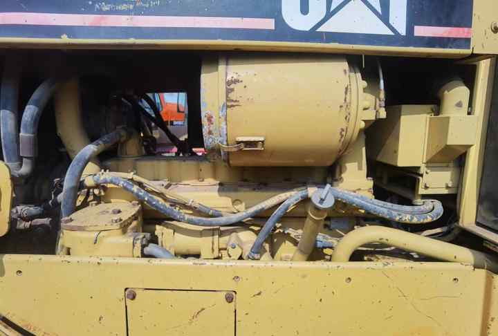 Original Japan Imported Caterpillar D6G Bulldozer Japan Original Cat D6G D7G D7R D9n D8r Used Bulldozers - Бульдозер: фото 5 Original Japan Imported Caterpillar D6G Bulldozer Japan Original Cat D6G D7G D7R D9n D8r Used Bulldozers - Бульдозер: фото 5