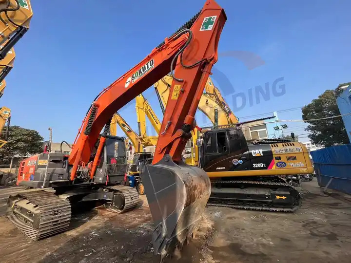 Second Hand Hitachi Zaxis 200 Excavator 20 Ton Japan Brand Used Hitachi Zx200-5g Crawler Digger For Sale - Гусеничный экскаватор: фото 5 Second Hand Hitachi Zaxis 200 Excavator 20 Ton Japan Brand Used Hitachi Zx200-5g Crawler Digger For Sale - Гусеничный экскаватор: фото 5