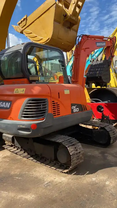 Used Doosan dx60 dh60 dx55 dh55 mini excavator 6 ton в лизинг Used Doosan dx60 dh60 dx55 dh55 mini excavator 6 ton: фото 6 Used Doosan dx60 dh60 dx55 dh55 mini excavator 6 ton в лизинг Used Doosan dx60 dh60 dx55 dh55 mini excavator 6 ton: фото 6