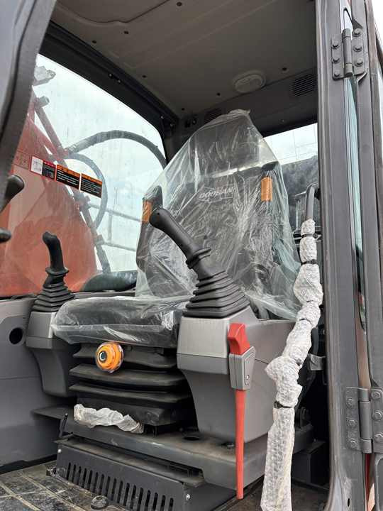 Used Original KoreaN Doosan DX225lca Excavator Doosan Excavators Engineering Machinery Doosan 22ton USED Excavadoras - Гусеничный экскаватор: фото 5 Used Original KoreaN Doosan DX225lca Excavator Doosan Excavators Engineering Machinery Doosan 22ton USED Excavadoras - Гусеничный экскаватор: фото 5