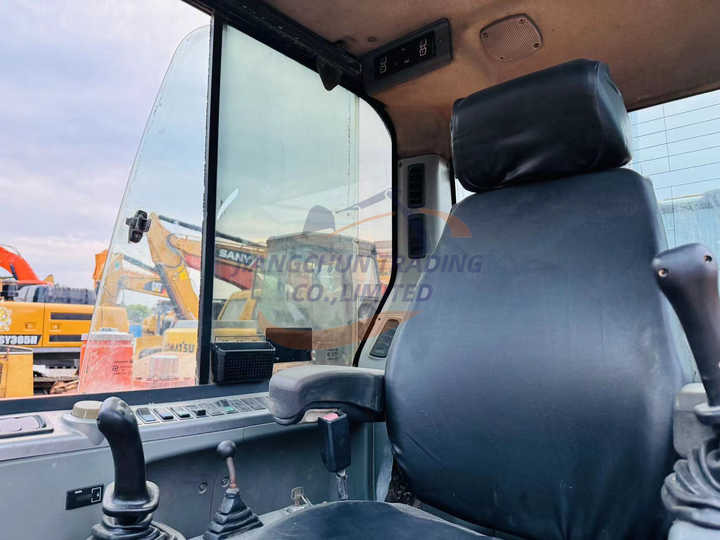 Used excavator doosan dx60 excavators earth-moving machinery doosan dx60 dx80 dx75 dx225 dh60 dh60-7for sale - Гусеничный экскаватор: фото 5 Used excavator doosan dx60 excavators earth-moving machinery doosan dx60 dx80 dx75 dx225 dh60 dh60-7for sale - Гусеничный экскаватор: фото 5