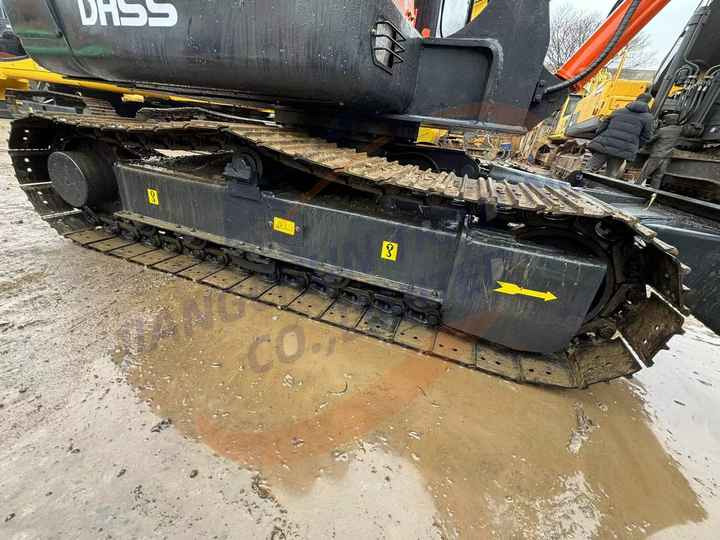 Used excavator doosan dx60 excavators earth-moving machinery doosan dx60 dx80 dx75 dx225 dh60 dh60-7for sale - Гусеничный экскаватор: фото 3 Used excavator doosan dx60 excavators earth-moving machinery doosan dx60 dx80 dx75 dx225 dh60 dh60-7for sale - Гусеничный экскаватор: фото 3
