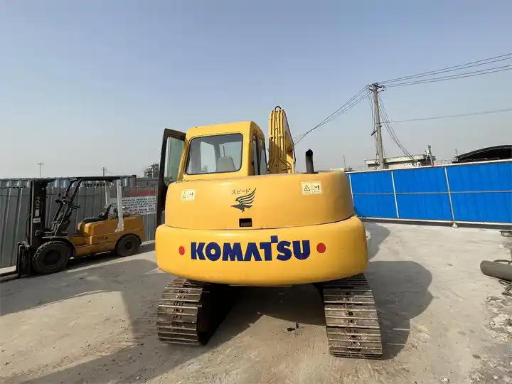 Komatsu used pc60-7 excavator/used 6ton excavator /Komatsu japan pc60-7 mini used excavator for sale Komatsu  excavator - Гусеничный экскаватор: фото 2 Komatsu used pc60-7 excavator/used 6ton excavator /Komatsu japan pc60-7 mini used excavator for sale Komatsu  excavator - Гусеничный экскаватор: фото 2
