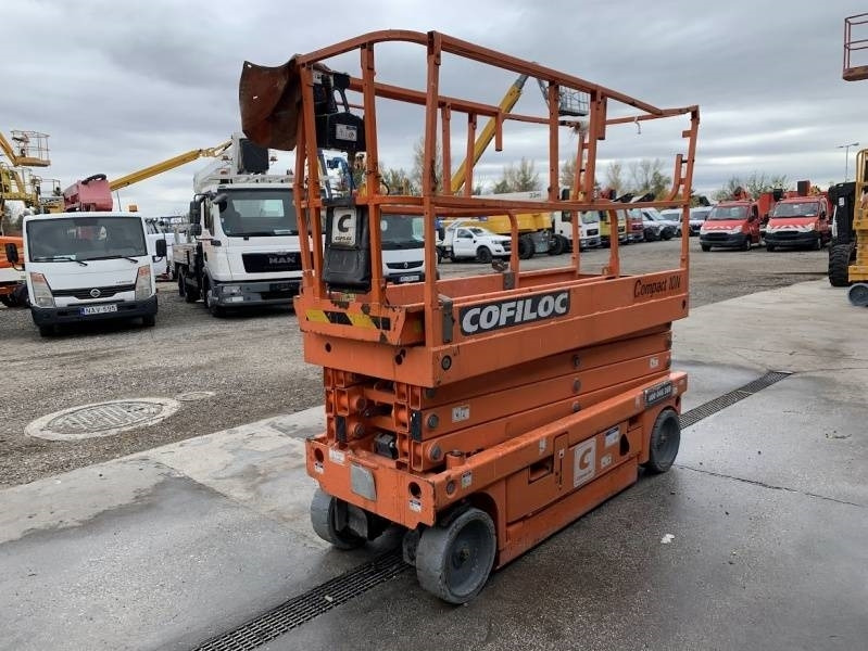 Haulotte Compact 10N - 10m, electric - Ножничный подъемник: фото 2 Haulotte Compact 10N - 10m, electric - Ножничный подъемник: фото 2