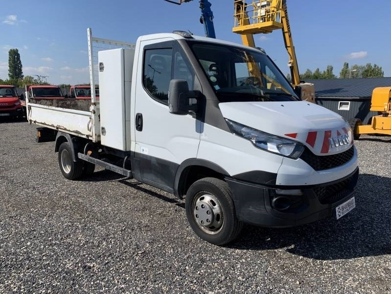 Iveco 35C13 - Tipper - Самосвал: фото 2 Iveco 35C13 - Tipper - Самосвал: фото 2