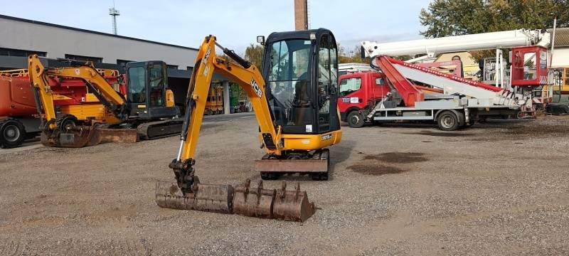 JCB 8018 - with 3 bucket  - Мини-экскаватор: фото 1 JCB 8018 - with 3 bucket  - Мини-экскаватор: фото 1