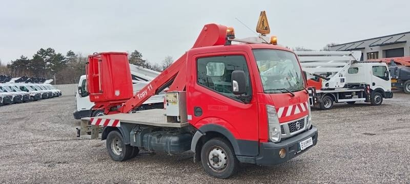 Nissan Cabstar France Elevateur Topy 11 - 11 m - Грузовик с подъемником: фото 1 Nissan Cabstar France Elevateur Topy 11 - 11 m - Грузовик с подъемником: фото 1