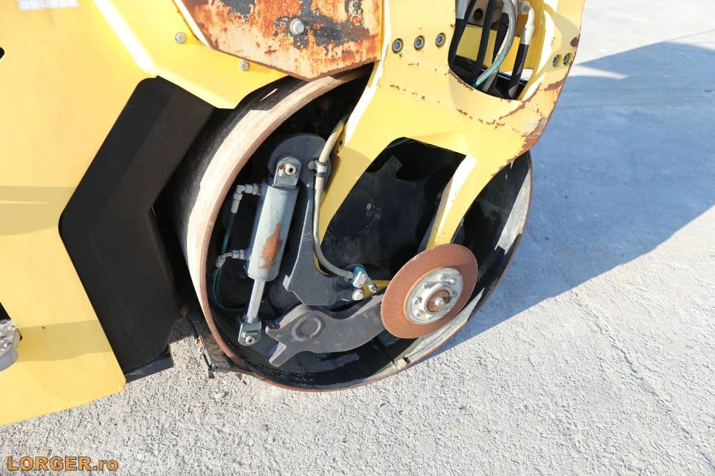 Дорожный каток Bomag BW 154 AD-5: фото 8 Дорожный каток Bomag BW 154 AD-5: фото 8