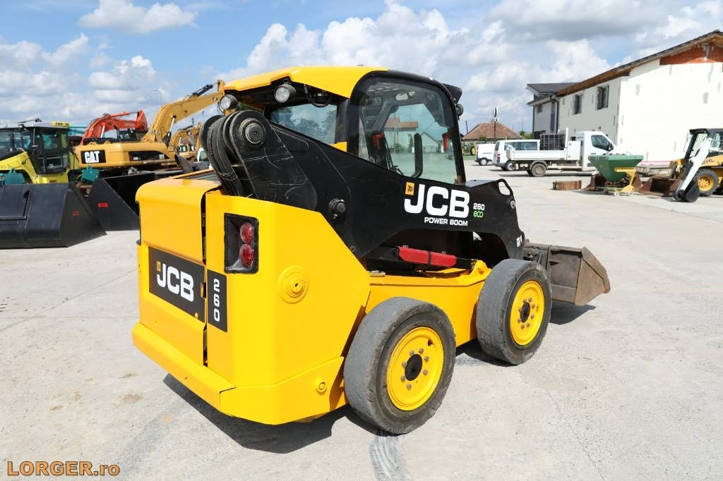 JCB 260 ECO - Мини-погрузчик с бортовым поворотом: фото 2 JCB 260 ECO - Мини-погрузчик с бортовым поворотом: фото 2