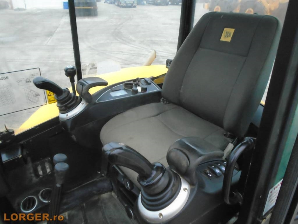 Мини-экскаватор JCB 8055 RTS: фото 8 Мини-экскаватор JCB 8055 RTS: фото 8