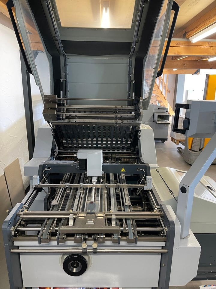 Horizon AFC-746 F - Фальцовщик: фото 3 Horizon AFC-746 F - Фальцовщик: фото 3