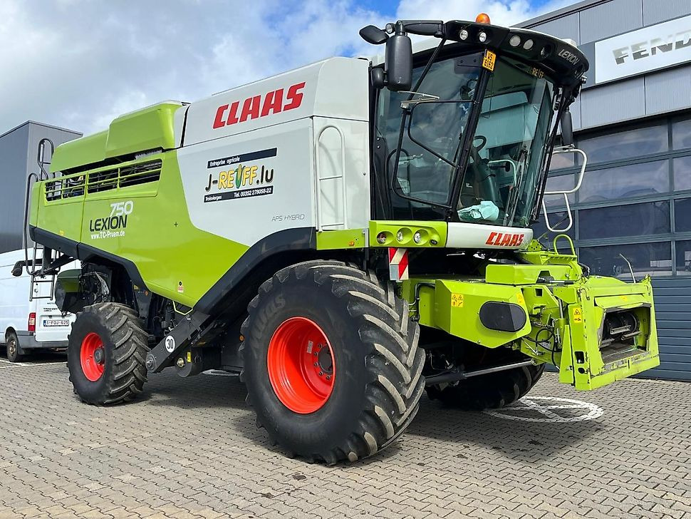 J.Reiff Sarl
Herr Stefan Neukirch - 77 Z.I in den - Зерноуборочный комбайн: фото 4 J.Reiff Sarl
Herr Stefan Neukirch - 77 Z.I in den - Зерноуборочный комбайн: фото 4