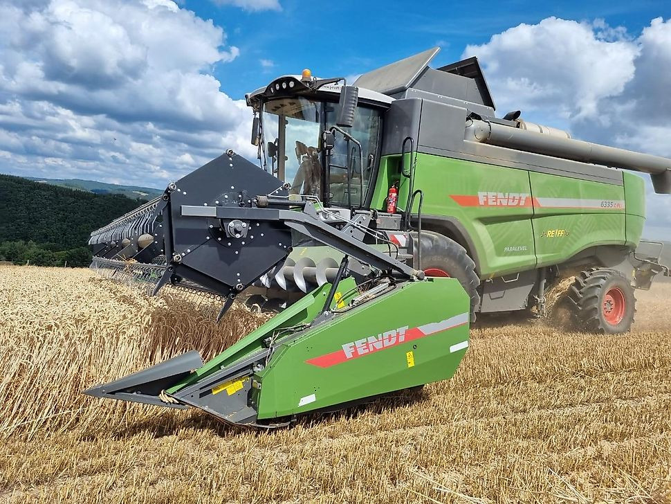 J.Reiff Sarl
Herr Stefan Neukirch - 77 Z.I in den - Зерноуборочный комбайн: фото 1 J.Reiff Sarl
Herr Stefan Neukirch - 77 Z.I in den - Зерноуборочный комбайн: фото 1