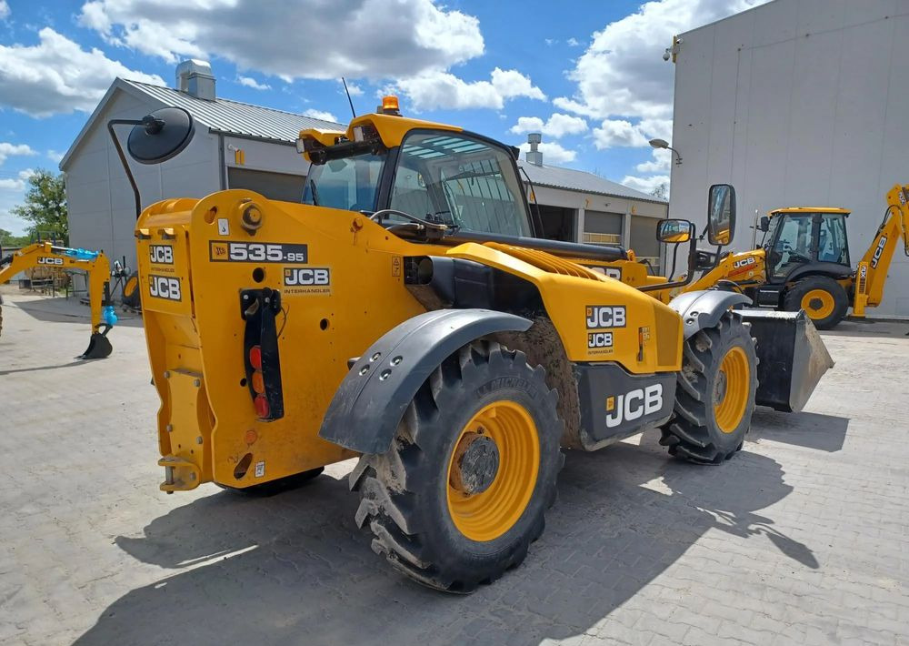 JCB 535-95 - Телескопический погрузчик: фото 4 JCB 535-95 - Телескопический погрузчик: фото 4