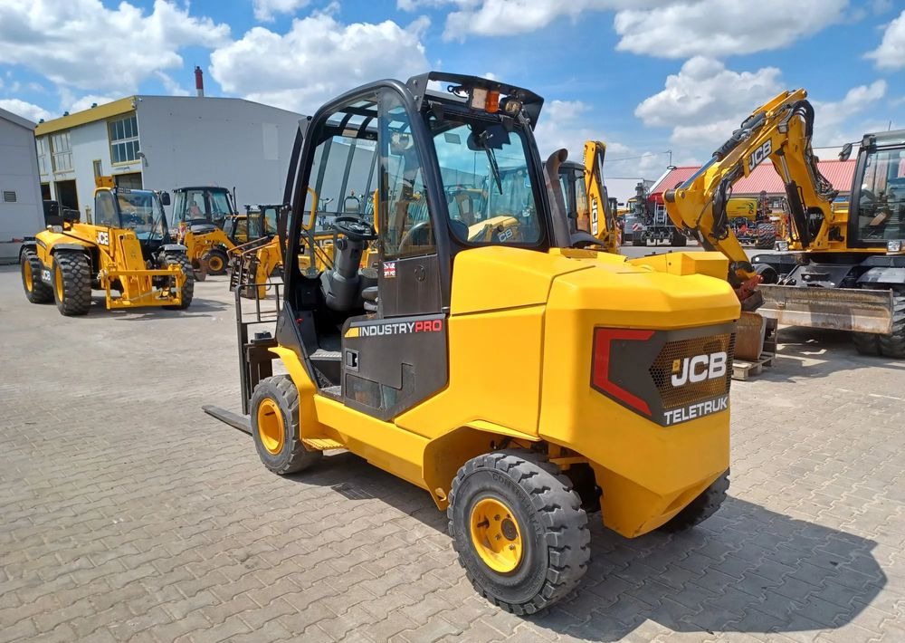 JCB TLT 35-26D - Дизельный погрузчик, Телескопический погрузчик: фото 4 JCB TLT 35-26D - Дизельный погрузчик, Телескопический погрузчик: фото 4