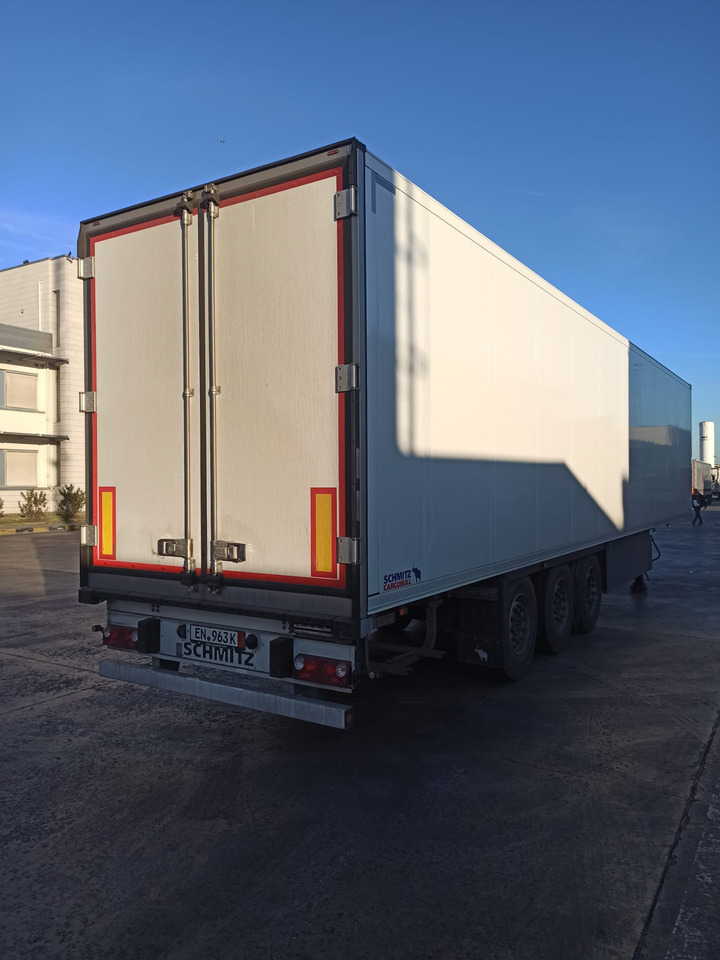 SCHMITZ CARGOBULL ThermoKing SKO 24/L - 13.4 FP COOL V7 FP 60 SMART - Полуприцеп-рефрижератор: фото 4 SCHMITZ CARGOBULL ThermoKing SKO 24/L - 13.4 FP COOL V7 FP 60 SMART - Полуприцеп-рефрижератор: фото 4