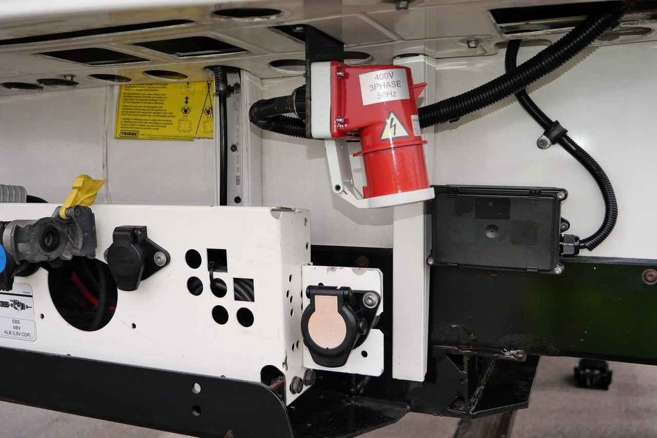 Полуприцеп-рефрижератор Krone SZ 18/CITY  ZWANGSGELENKT / LBW 2 TO/MITSUBISHI: фото 9