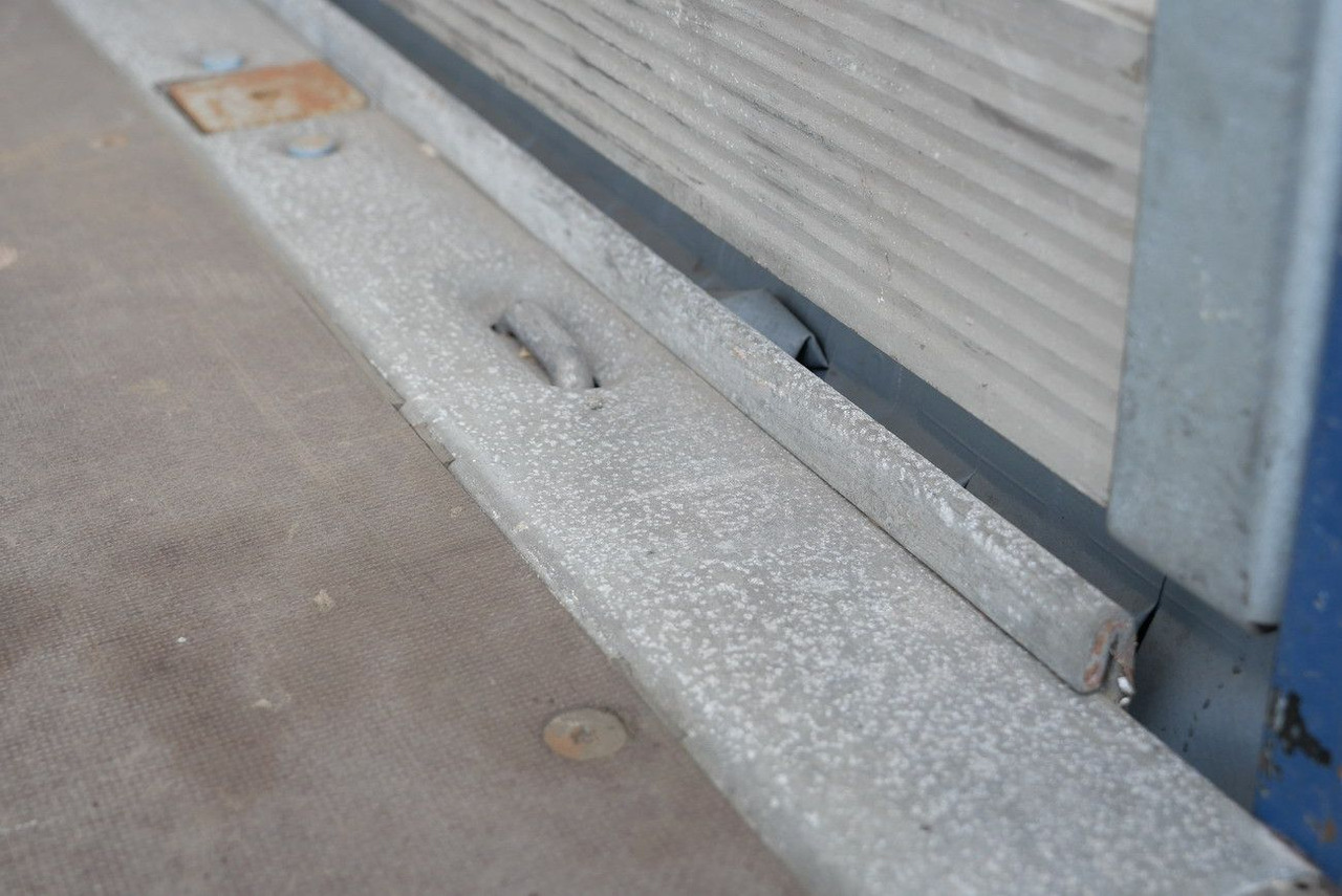 Тентованный полуприцеп Schmitz Cargobull SCS 24 /12642 XL / RUNGENTASCHEN / 2 x LIFT/ROOF: фото 16 Тентованный полуприцеп Schmitz Cargobull SCS 24 /12642 XL / RUNGENTASCHEN / 2 x LIFT/ROOF: фото 16