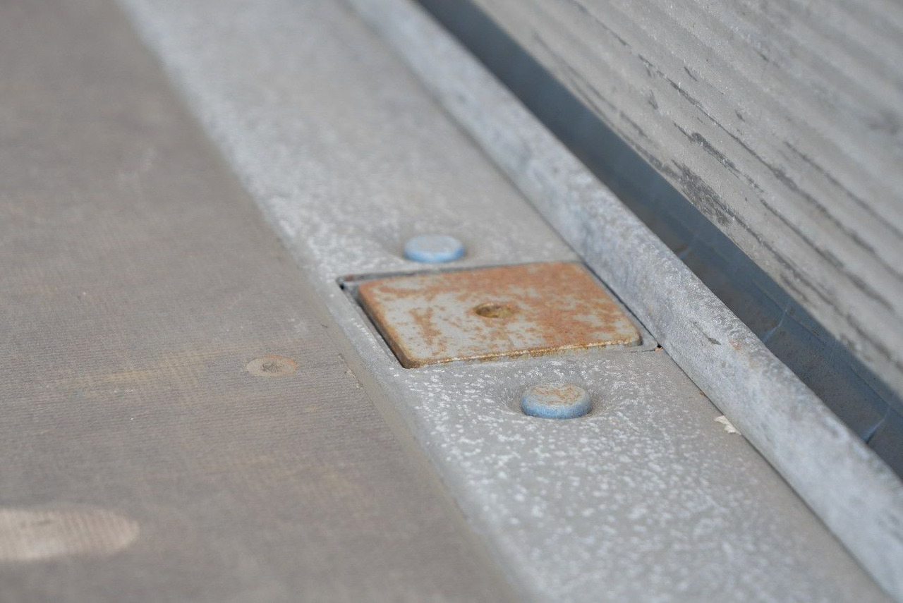 Тентованный полуприцеп Schmitz Cargobull SCS 24 /12642 XL / RUNGENTASCHEN / 2 x LIFT/ROOF: фото 17 Тентованный полуприцеп Schmitz Cargobull SCS 24 /12642 XL / RUNGENTASCHEN / 2 x LIFT/ROOF: фото 17