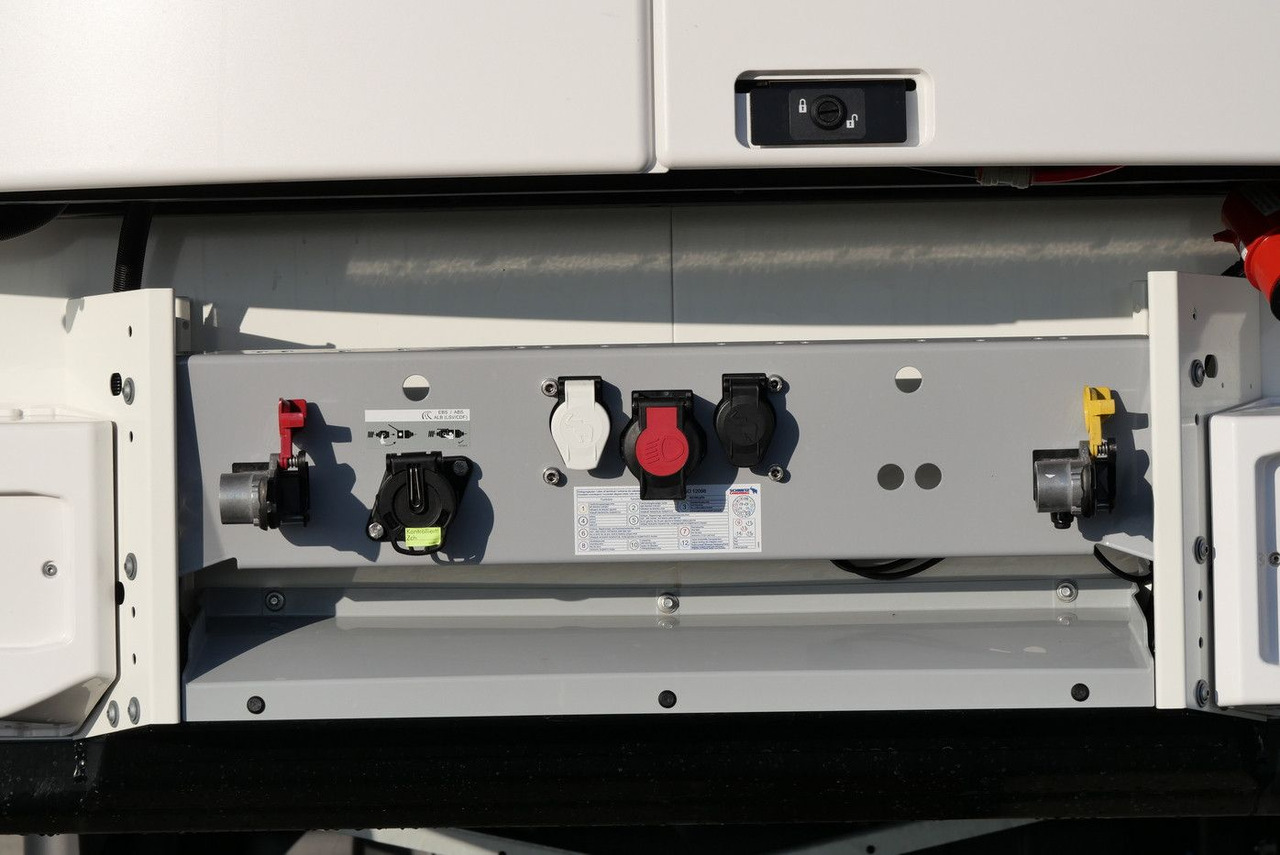 Полуприцеп-фургон Schmitz Cargobull SKO 24/FP 45 cool /V7 / DOPPELSTOCK/DRP/ 1550: фото 10