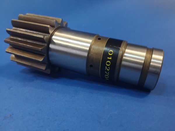 010270A Bobcat 320 und 322 Schwenkmotorwelle - Поворотный редуктор для Строительной техники: фото 1 010270A Bobcat 320 und 322 Schwenkmotorwelle - Поворотный редуктор для Строительной техники: фото 1