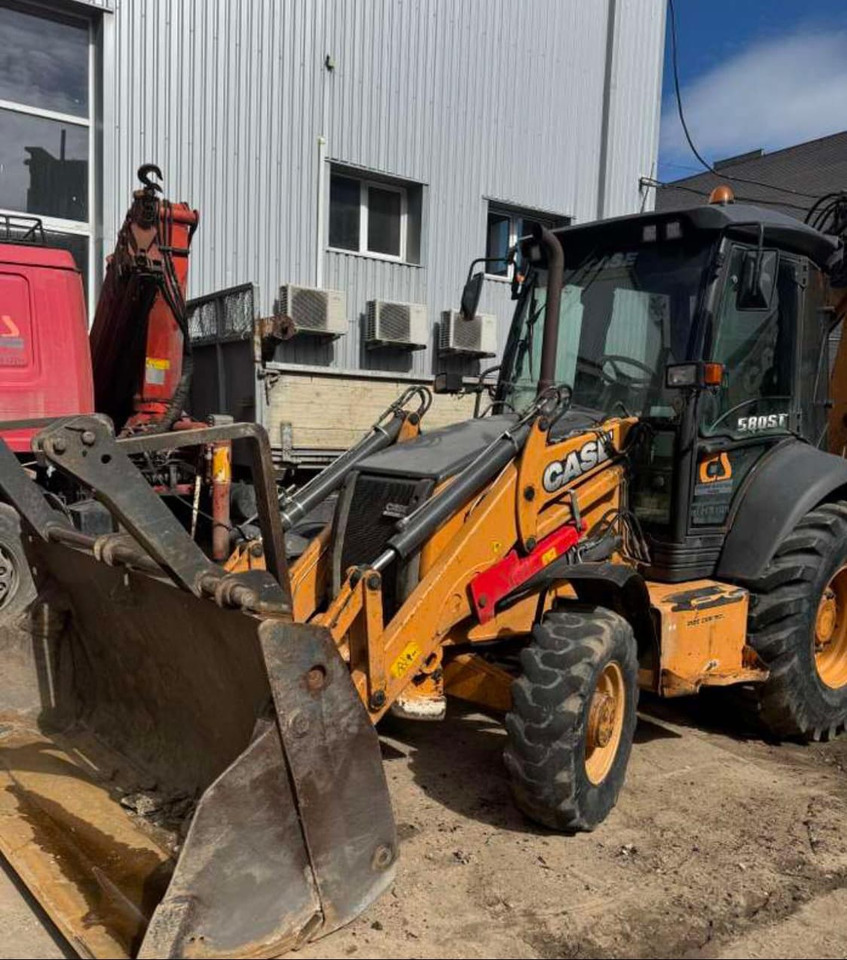 CASE 580ST - Экскаватор-погрузчик: фото 1 CASE 580ST - Экскаватор-погрузчик: фото 1