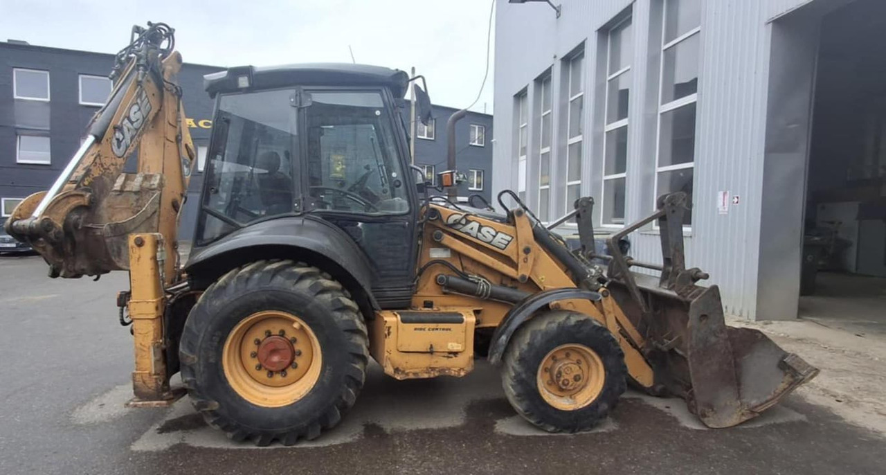 CASE 580ST - Экскаватор-погрузчик: фото 4 CASE 580ST - Экскаватор-погрузчик: фото 4