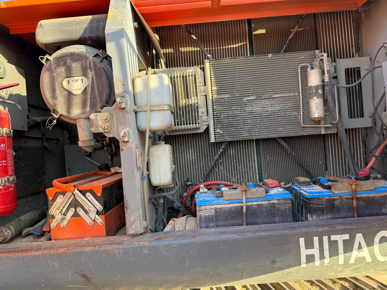 HITACHI ZX250LC-3 - Гусеничный экскаватор: фото 5 HITACHI ZX250LC-3 - Гусеничный экскаватор: фото 5