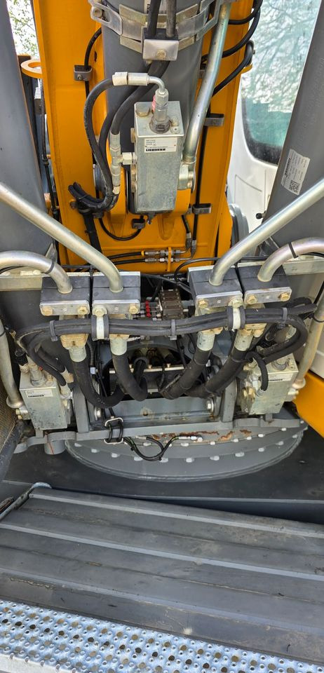 Колёсный экскаватор Liebherr A 914 COMPACT: фото 12 Колёсный экскаватор Liebherr A 914 COMPACT: фото 12