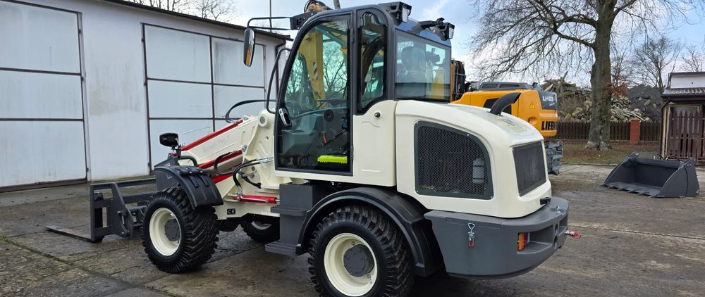 Schäffer Inny Schäfi Pro T18 - Телескопический фронтальный погрузчик: фото 4 Schäffer Inny Schäfi Pro T18 - Телескопический фронтальный погрузчик: фото 4